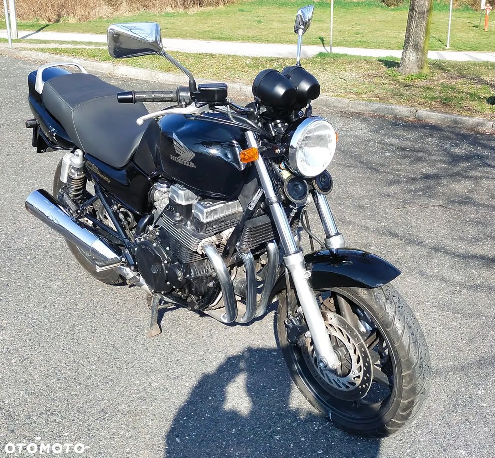 Honda CB - 3