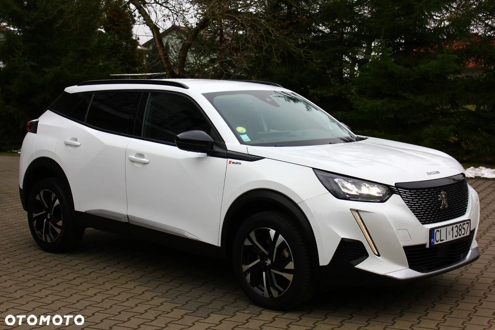 Peugeot 2008 BlueHDi 130 Allure S&S EAT8 - 22