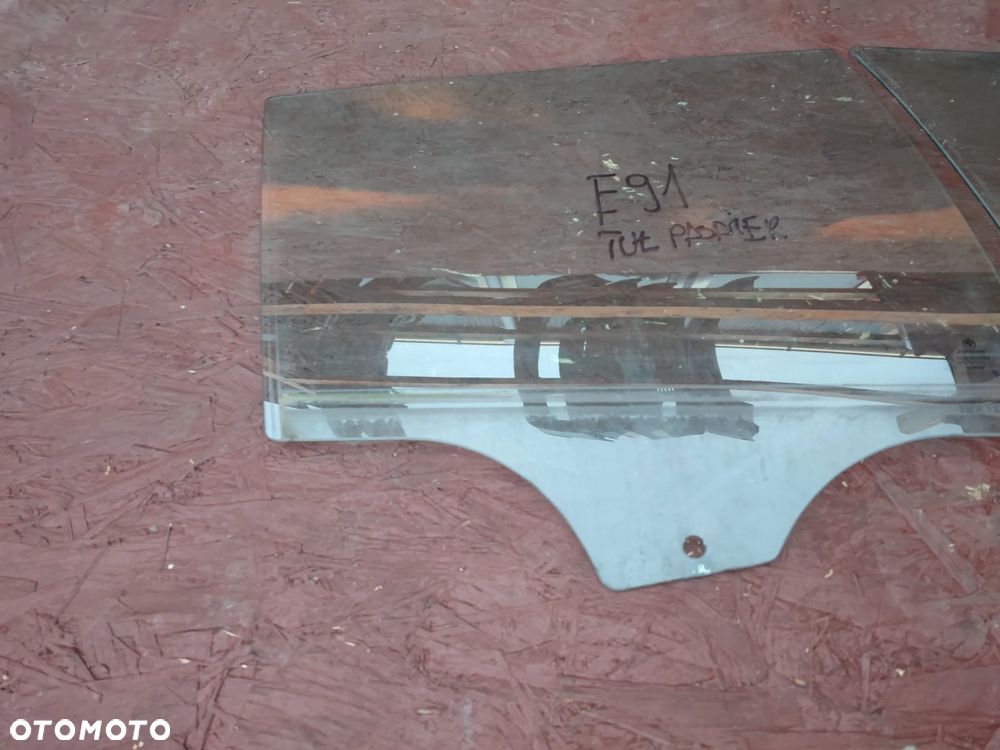 BMW E91 / E90 / E91 CLI / E90 LCI ORYGINALNE SZYBY BOCZNE ( DRZWI ) PEAWE PRZÓD / TYŁ / SZYBA PRZEDNIA PRAWA O NR.  51 33 7 060 264 /  51 34 7 119 978 OEM - 3