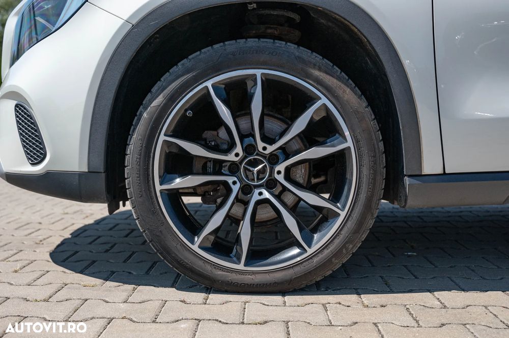 Mercedes-Benz GLA 200 d - 15