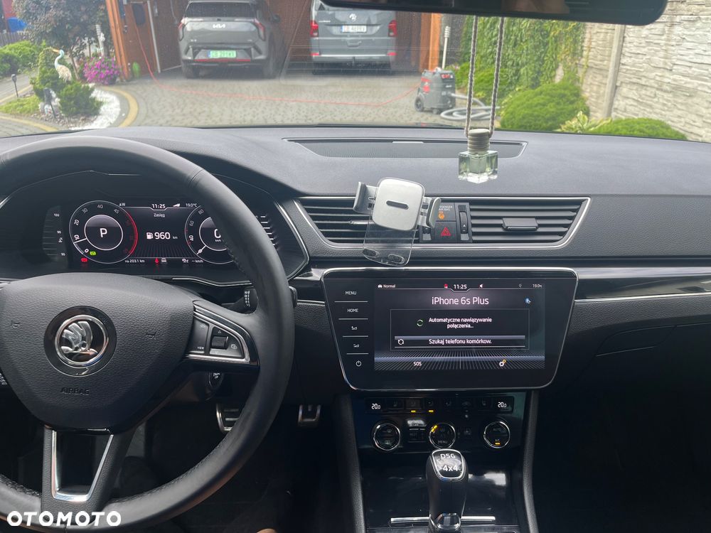 Skoda Superb 2.0 TDI SCR 4x4 L&K DSG - 25