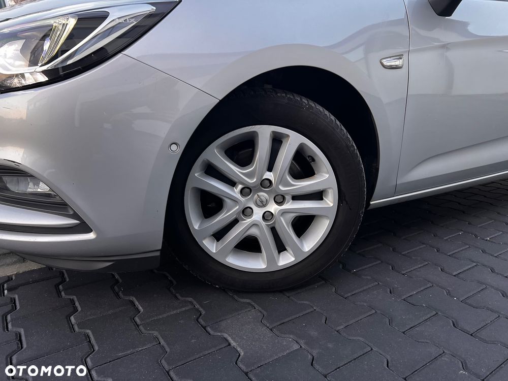 Opel Astra 1.6 CDTI Elite S&S - 4