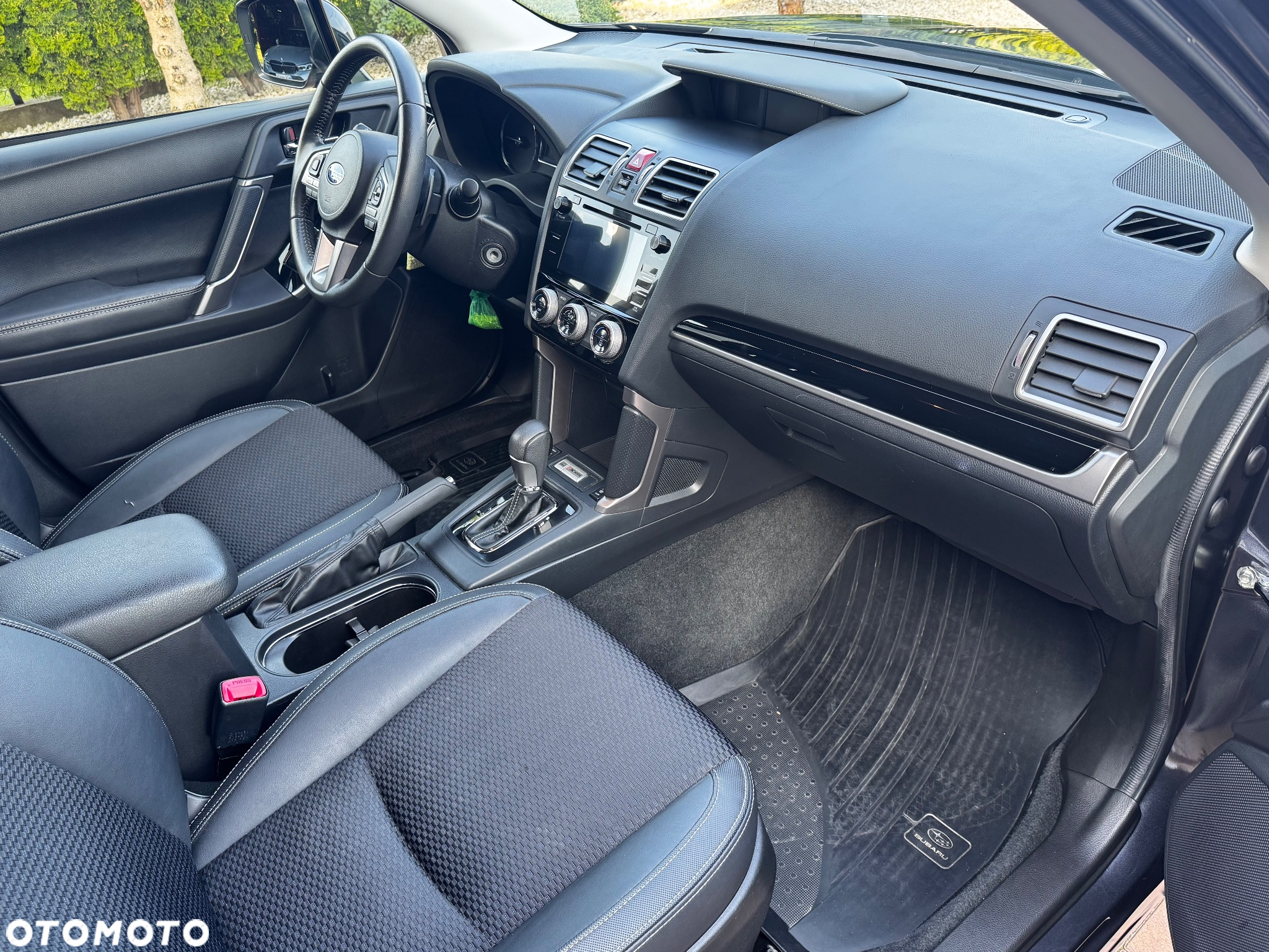 Subaru Forester 2.0 XT Platinum Lineartronic - 9
