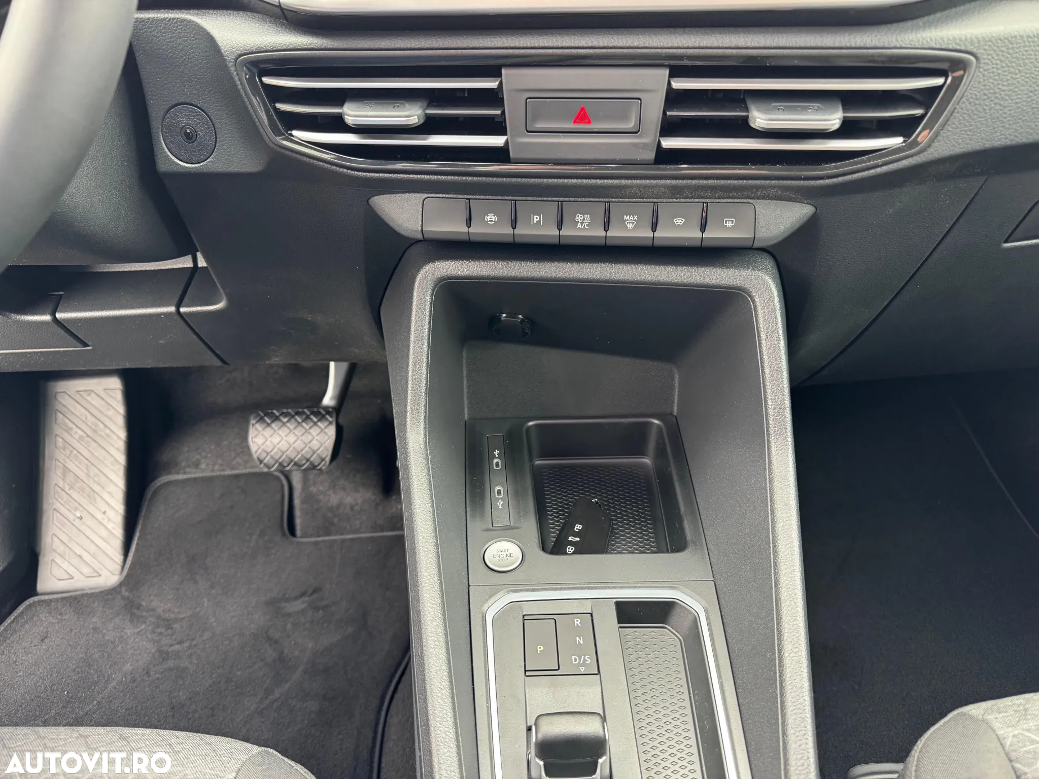 Ford Tourneo Connect 2.0L EcoBlue LWB Titanium - 21