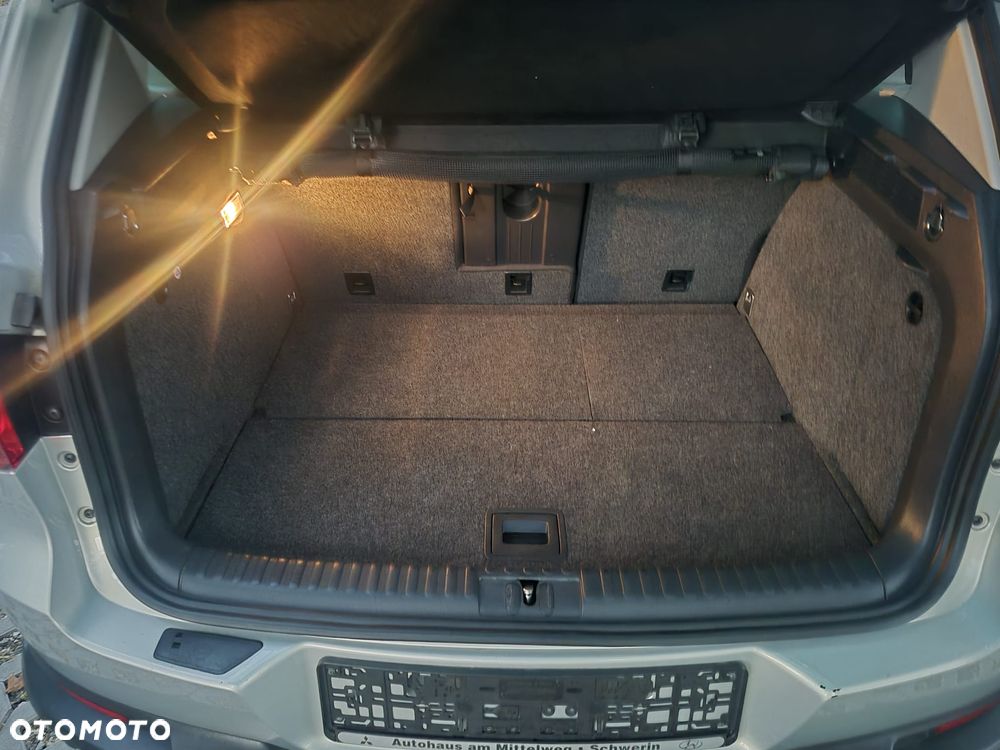 Volkswagen Tiguan - 11