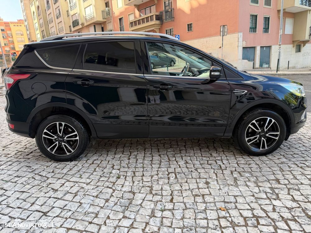 Ford Kuga 1.5 EcoBlue TITANIUM - 4