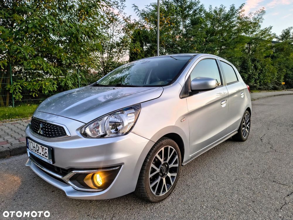 Mitsubishi Space Star 1.2 AS&G Invite CVT - 2