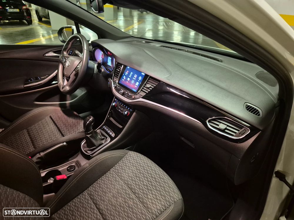 Opel Astra 1.6 CDTI Dynamic Sport S/S - 35