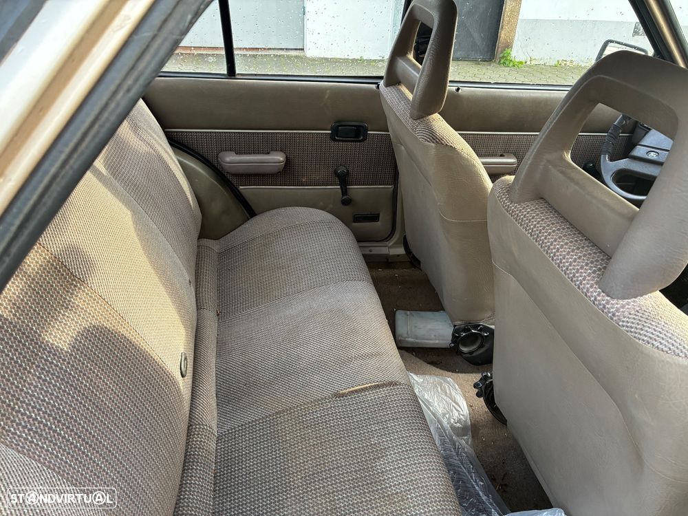 Ford Escort 1.1 Fashion - 10