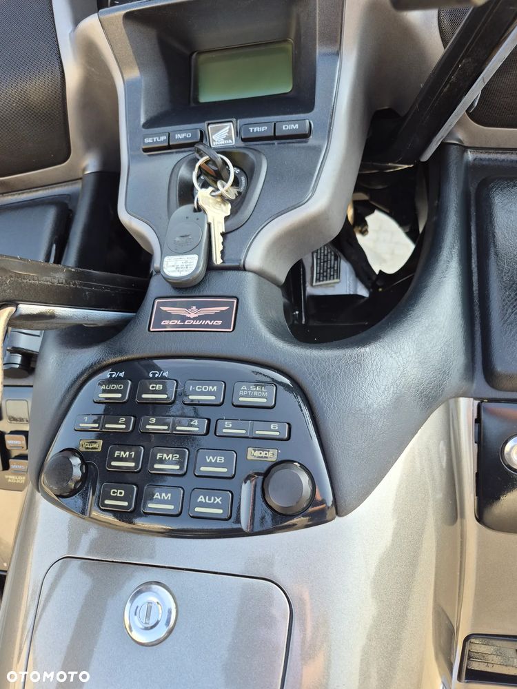 Honda GL - 22