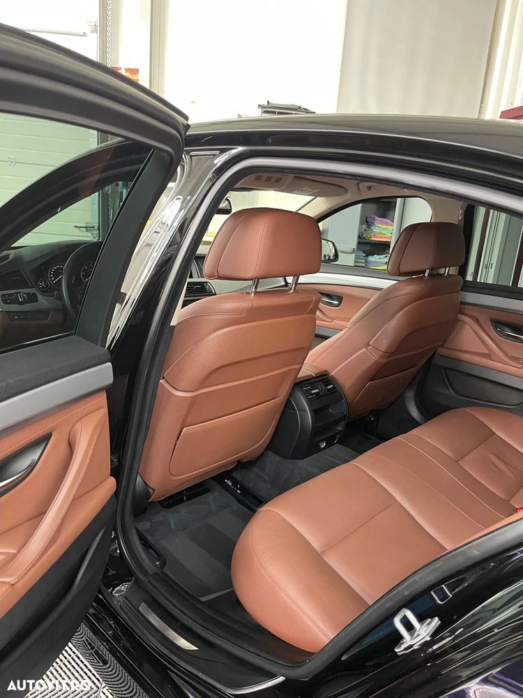 BMW Seria 5 525d xDrive Aut. Modern Line - 13