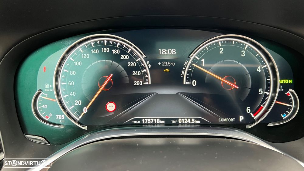 BMW 730 d Pack M - 17
