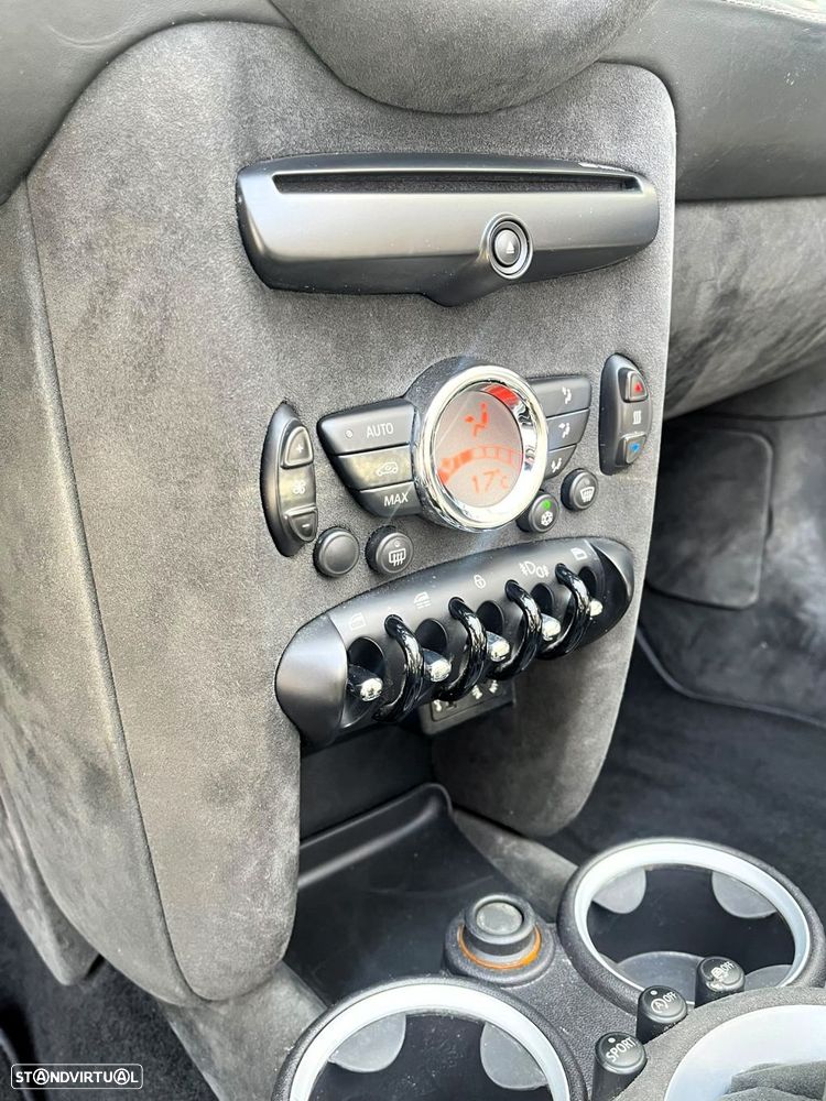 MINI 3 Portas Cooper SD - 13