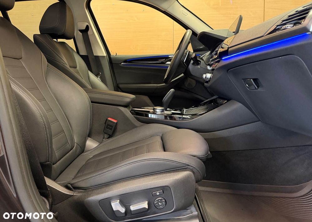 BMW X3 xDrive20d xLine - 9
