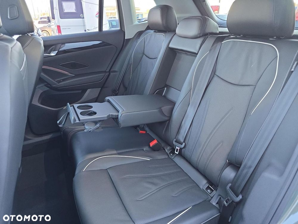 Volkswagen Tiguan - 16