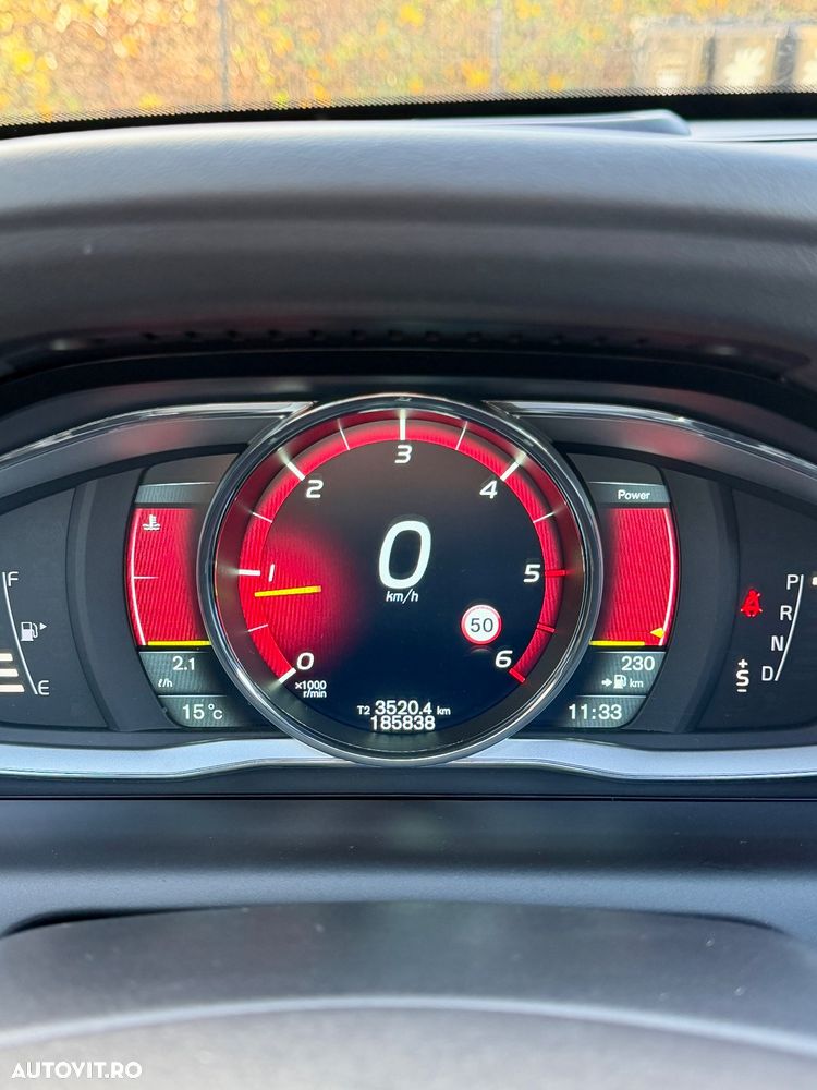 Volvo XC 60 D5 AWD Rdesign - 7