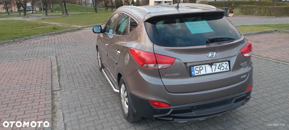 Hyundai ix35 - 11