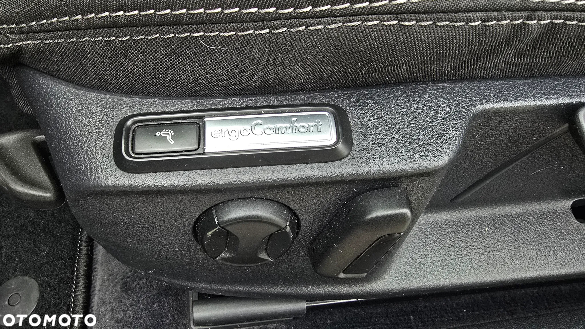 Volkswagen Passat 2.0 TDI BMT Comfortline DSG - 4