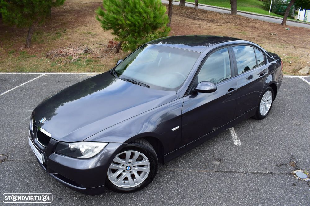 BMW 318 d Exclusive - 40