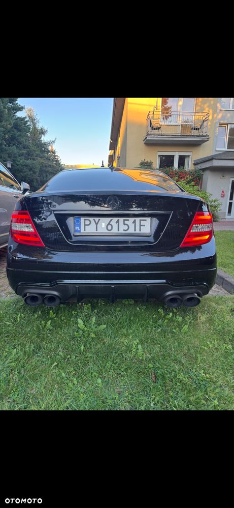 Mercedes-Benz Klasa C 250 CGI BlueEff Sport - 4