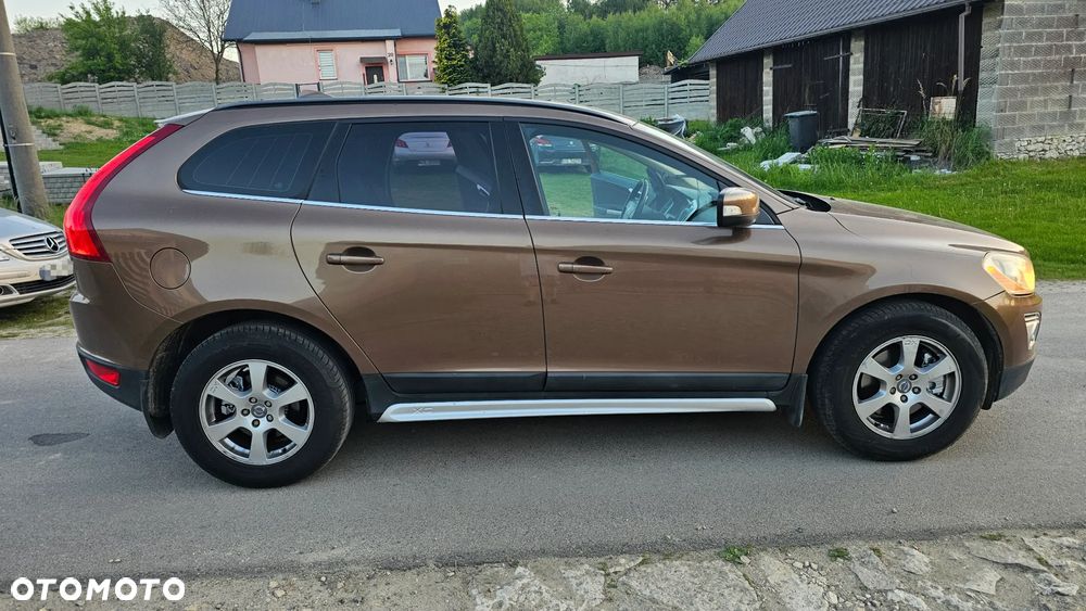Volvo XC 60 - 4