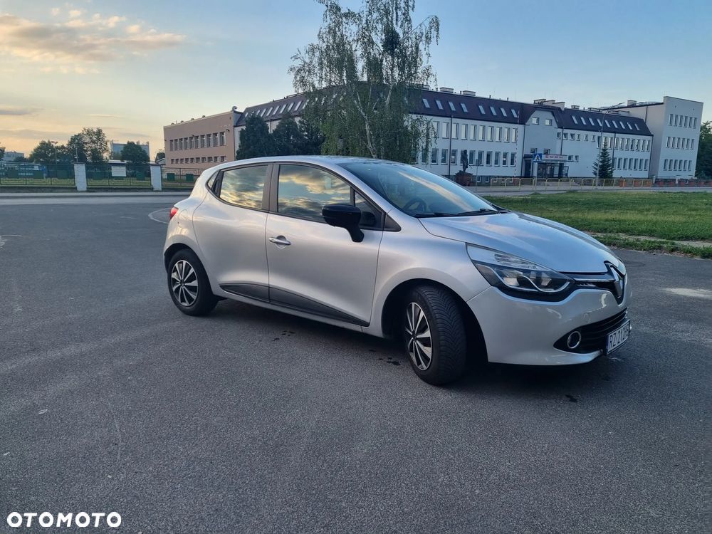 Renault Clio dCi 90 Dynamique - 5