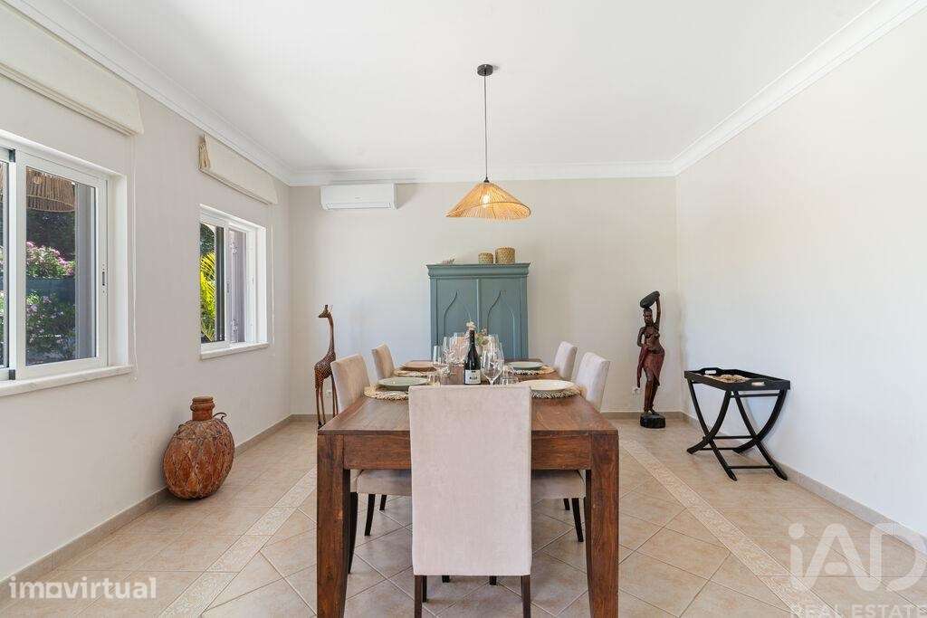 Casa / Villa T4 em Lagoa e Carvoeiro de 229,00 m2 - Grande imagem: 5/29