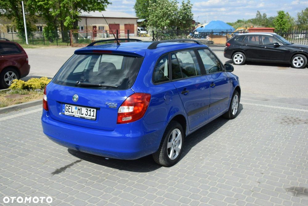 Skoda Fabia 1.4 16V Comfort - 12