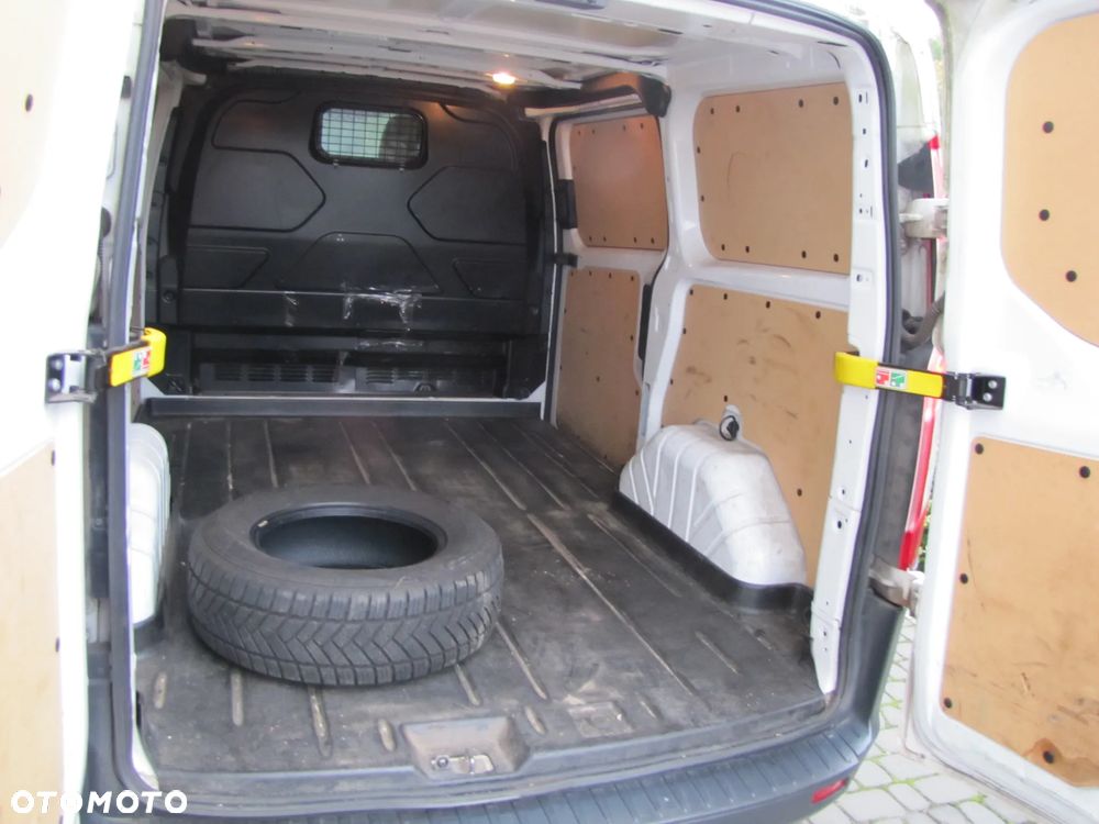 Ford transit custon - 12