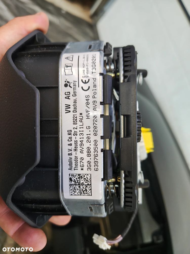 VW Passat B8 LIFT Deska airbag  komplet poduszek powietrznych Oryginał demontaż - 3