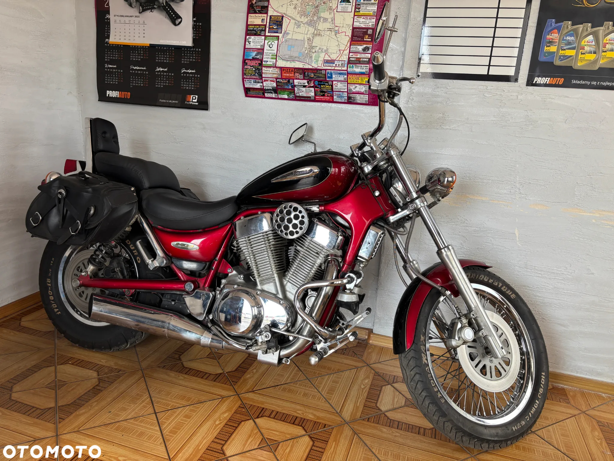 Suzuki Intruder - 2