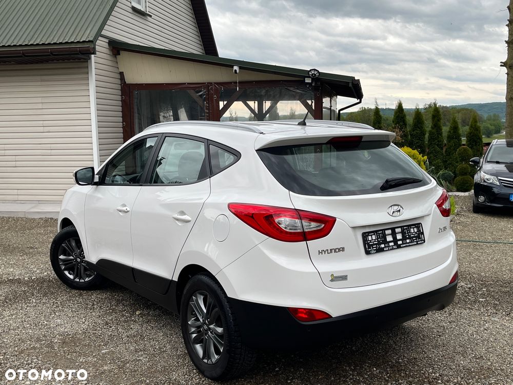 Hyundai ix35 1.6 2WD Fifa World Cup Edition - 17