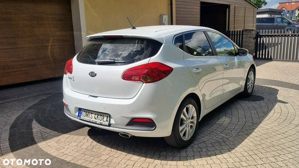 Kia Ceed - 6