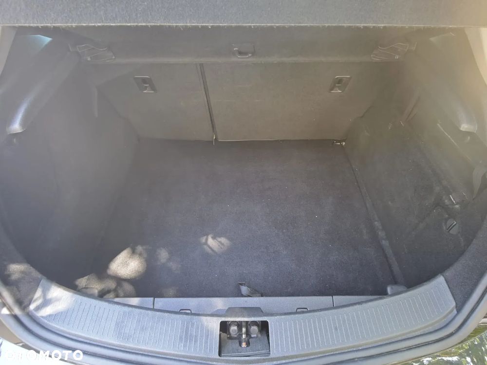 Opel Astra 1.6 T Sport - 26