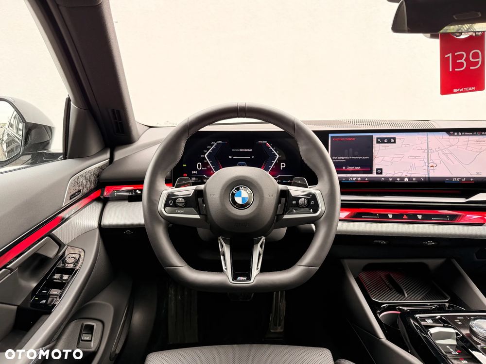 BMW Seria 5 520i - 35