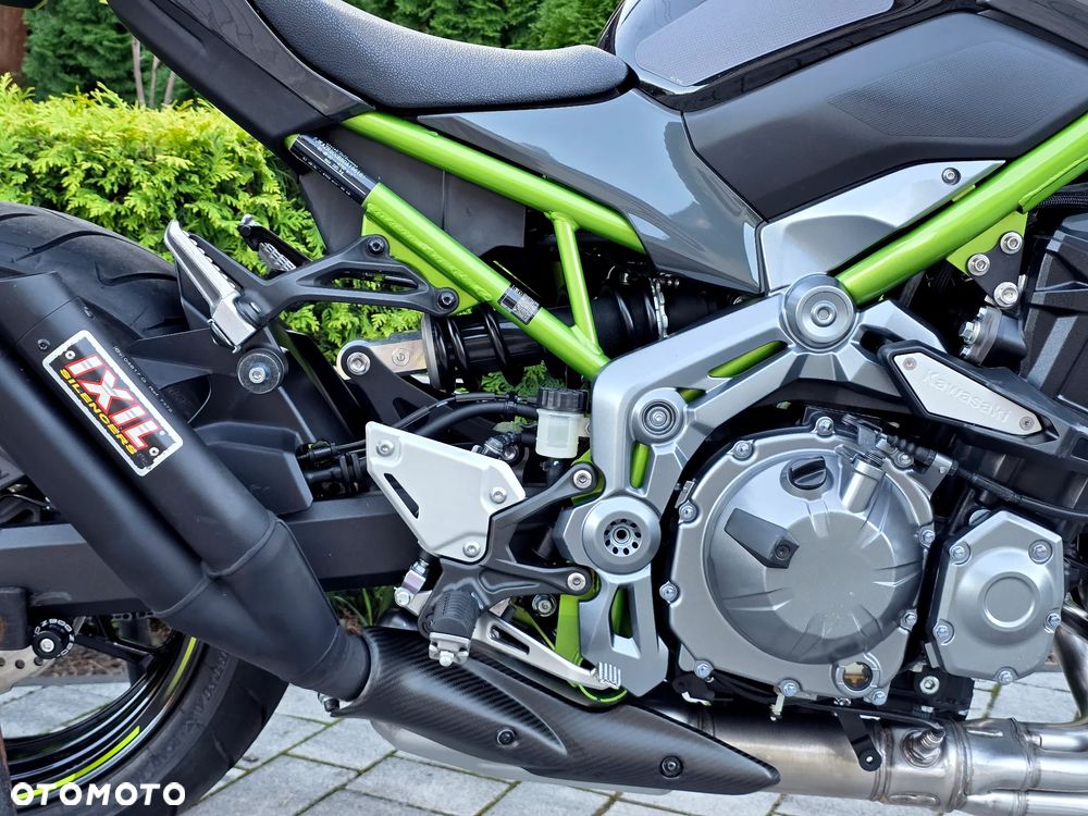Kawasaki Z 900 - 10