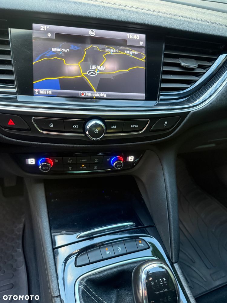 Opel Insignia - 23