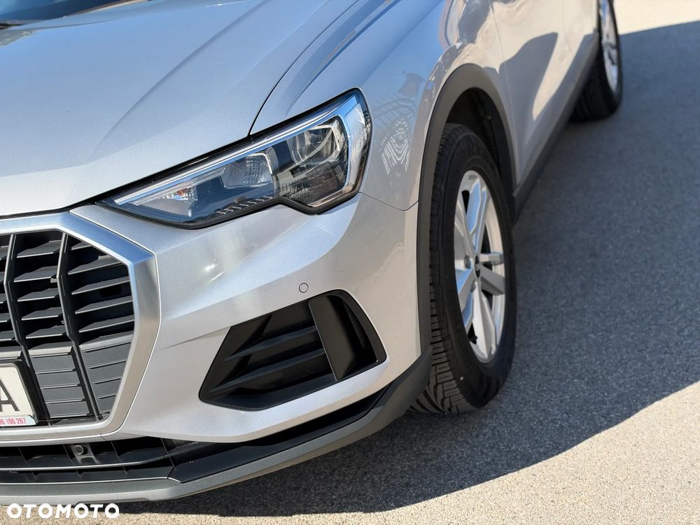 Audi Q3 35 TDI S tronic - 39