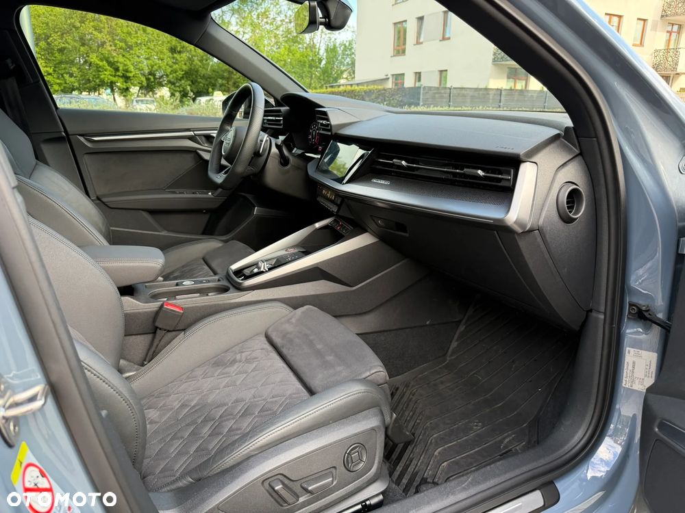 Audi RS3 Sportback - 17