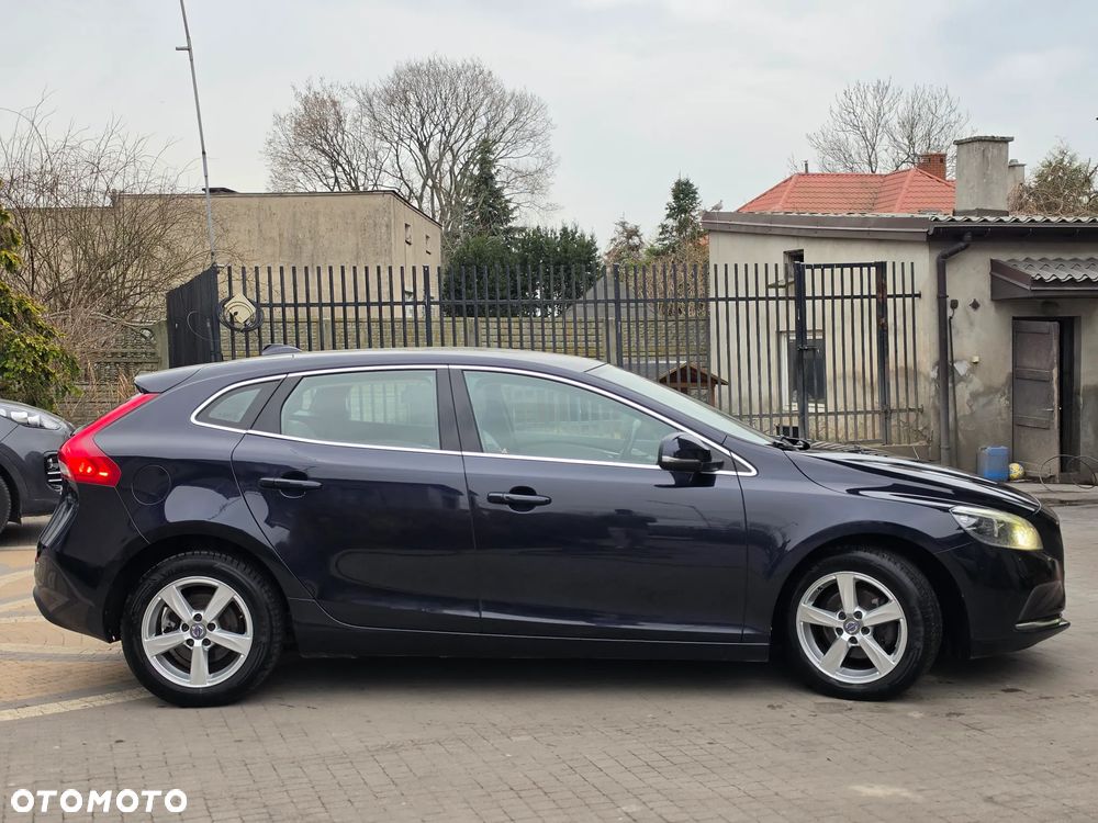 Volvo V40 - 11