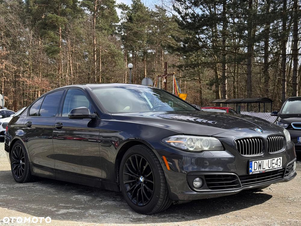 BMW Seria 5 528i xDrive Sport-Aut Luxury Line - 19
