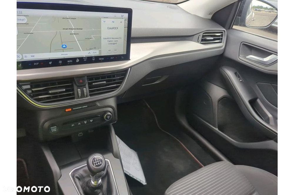 Ford Focus 1.0 EcoBoost Titanium - 6