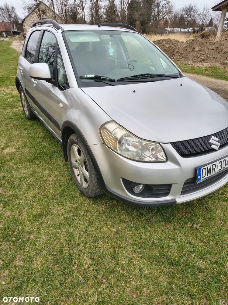 Suzuki SX4 1.6 VVT 4x2 Comfort - 1