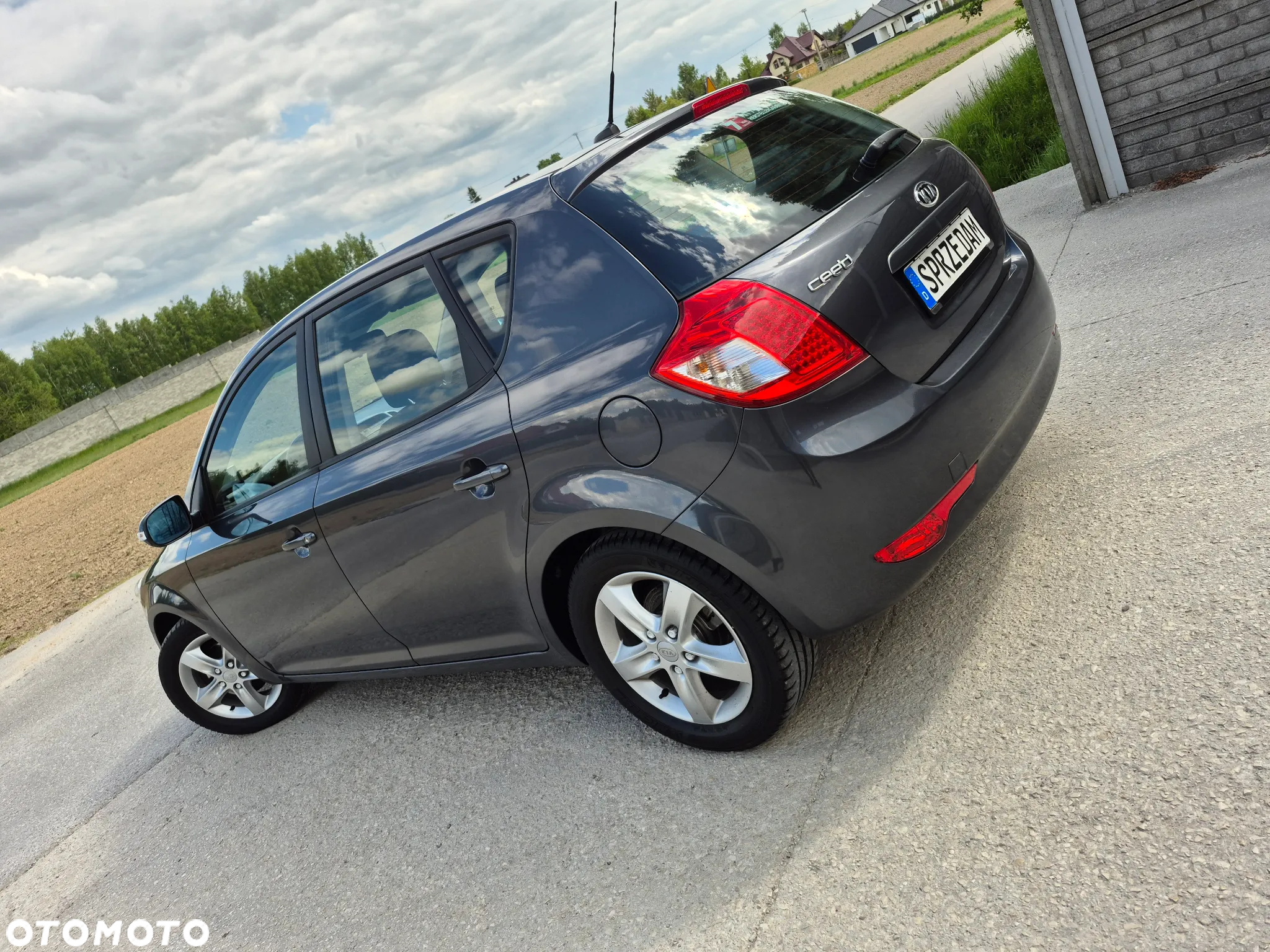 Kia Ceed Cee'd 1.4 Comfort + - 5