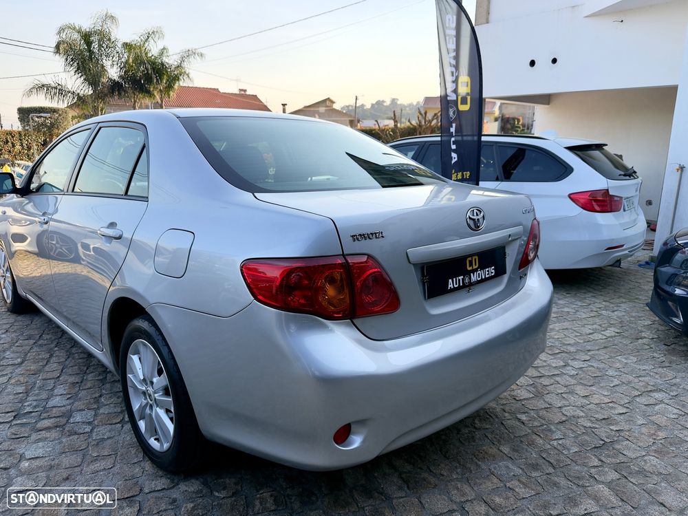 Toyota Corolla 1.4 D-4D - 27