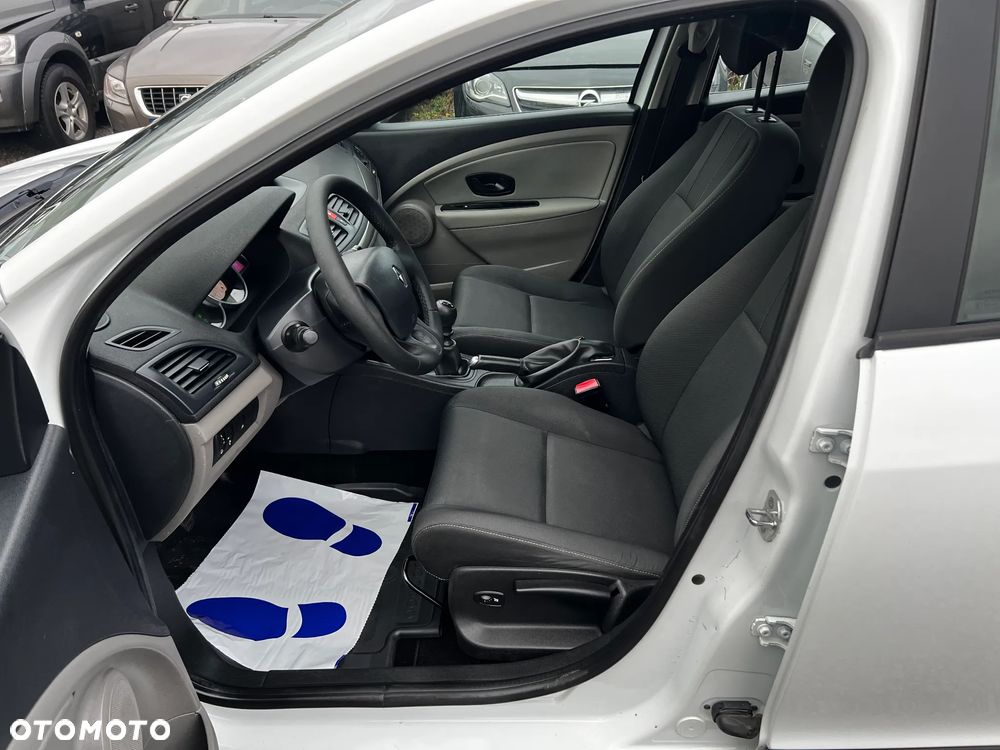 Renault Megane 1.6 16V 110 Dynamique - 14