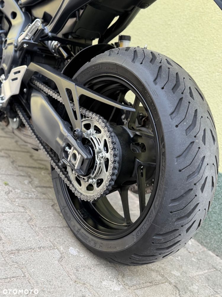 Yamaha MT - 22
