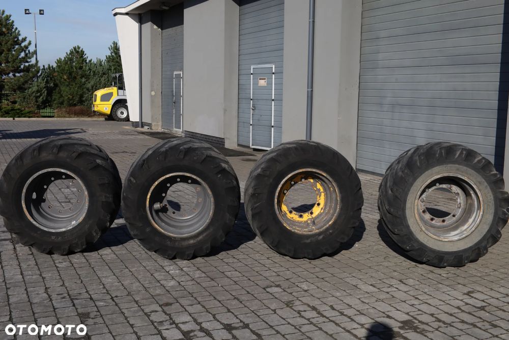Koła R22.5 Nokian 600/50- 22.5 do koparki opony balony 20 płótna - 26