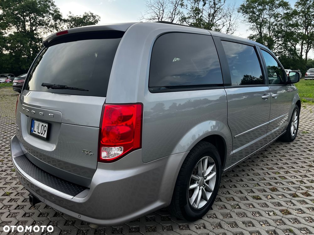 Dodge Grand Caravan 3.6 R/T - 8