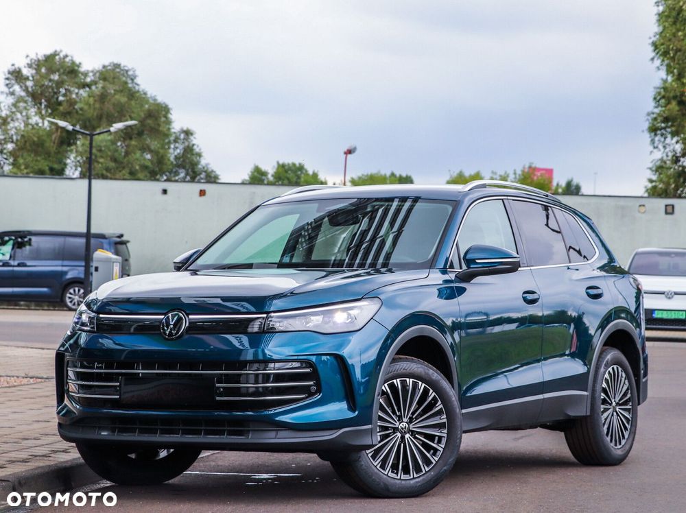 Volkswagen Tiguan - 10